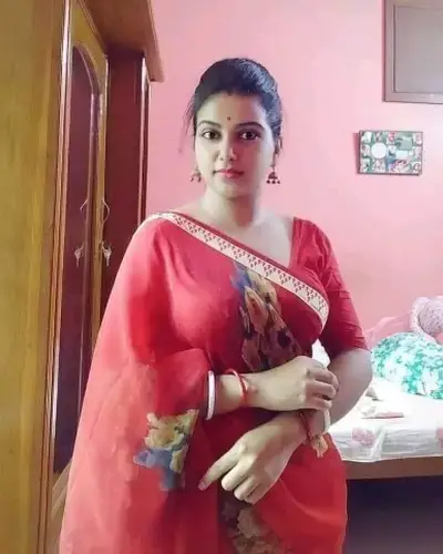 Call Girl Service in Sayla